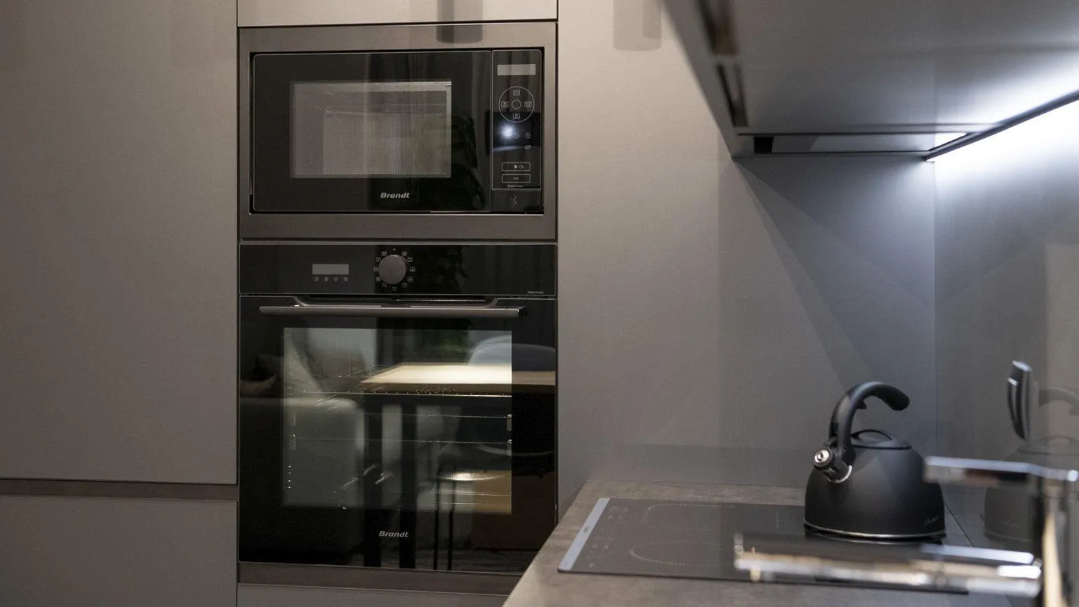 Image MICROWAVE OVEN BMS7120B