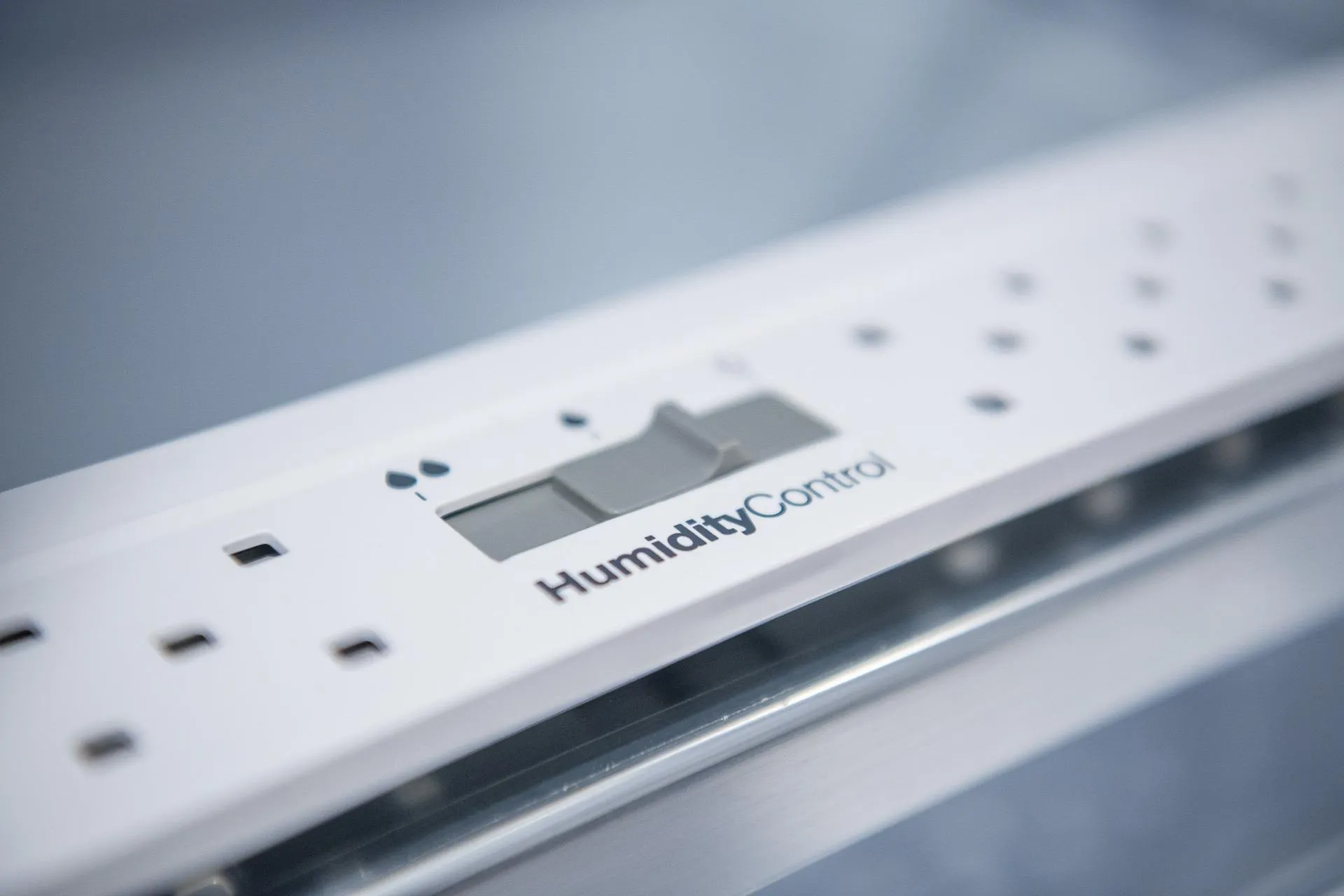 Image BUILT-IN REFRIGERATOR KCN2256J