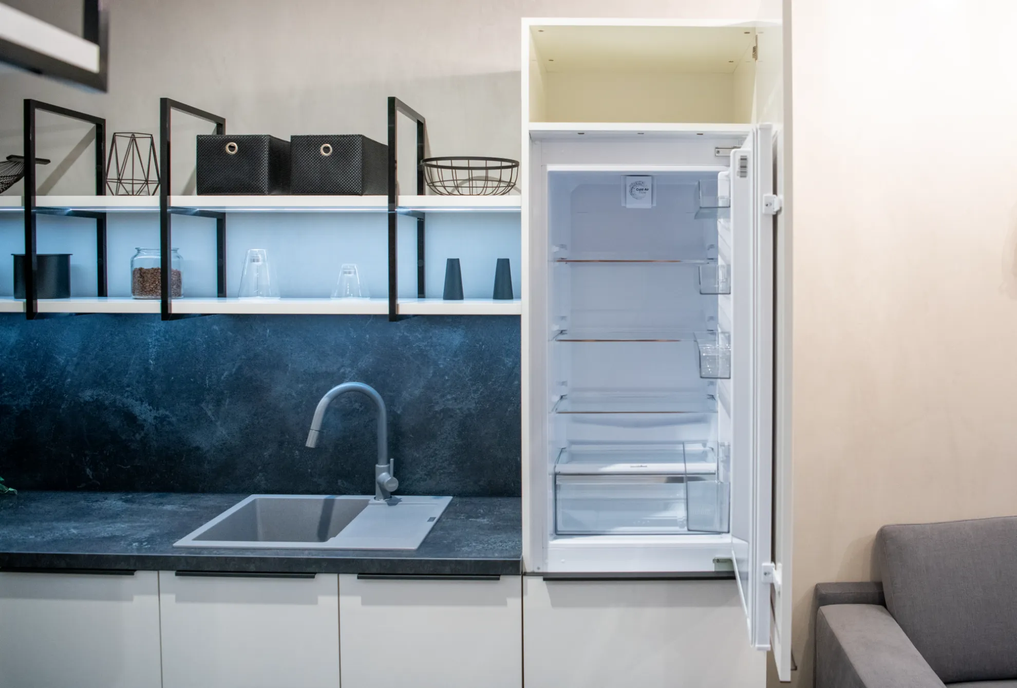 Image BUILT-IN REFRIGERATOR KCN2256J