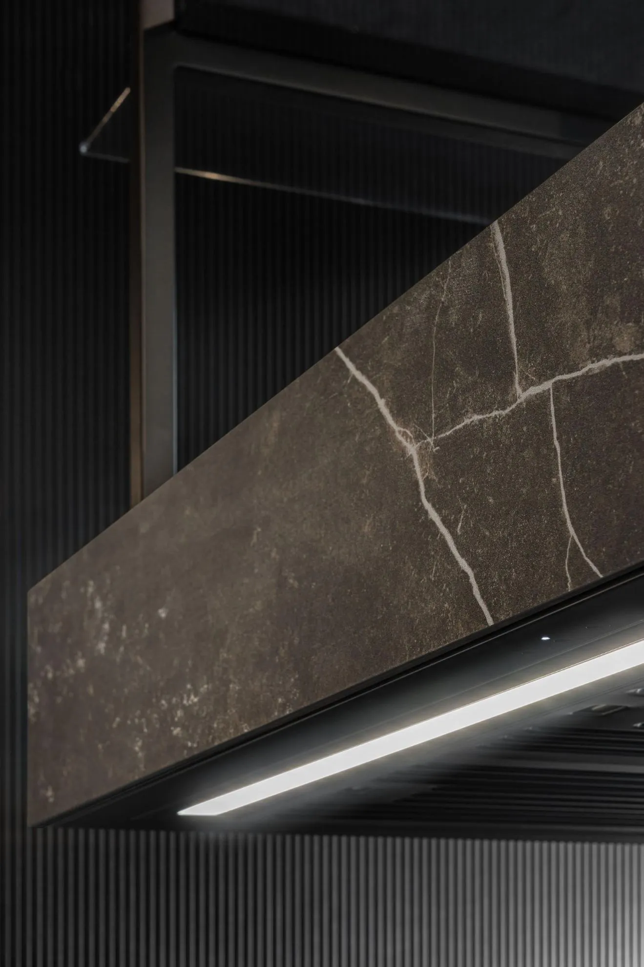 Image Island hood MINIMAL 1.120P Black CDW1201C+P