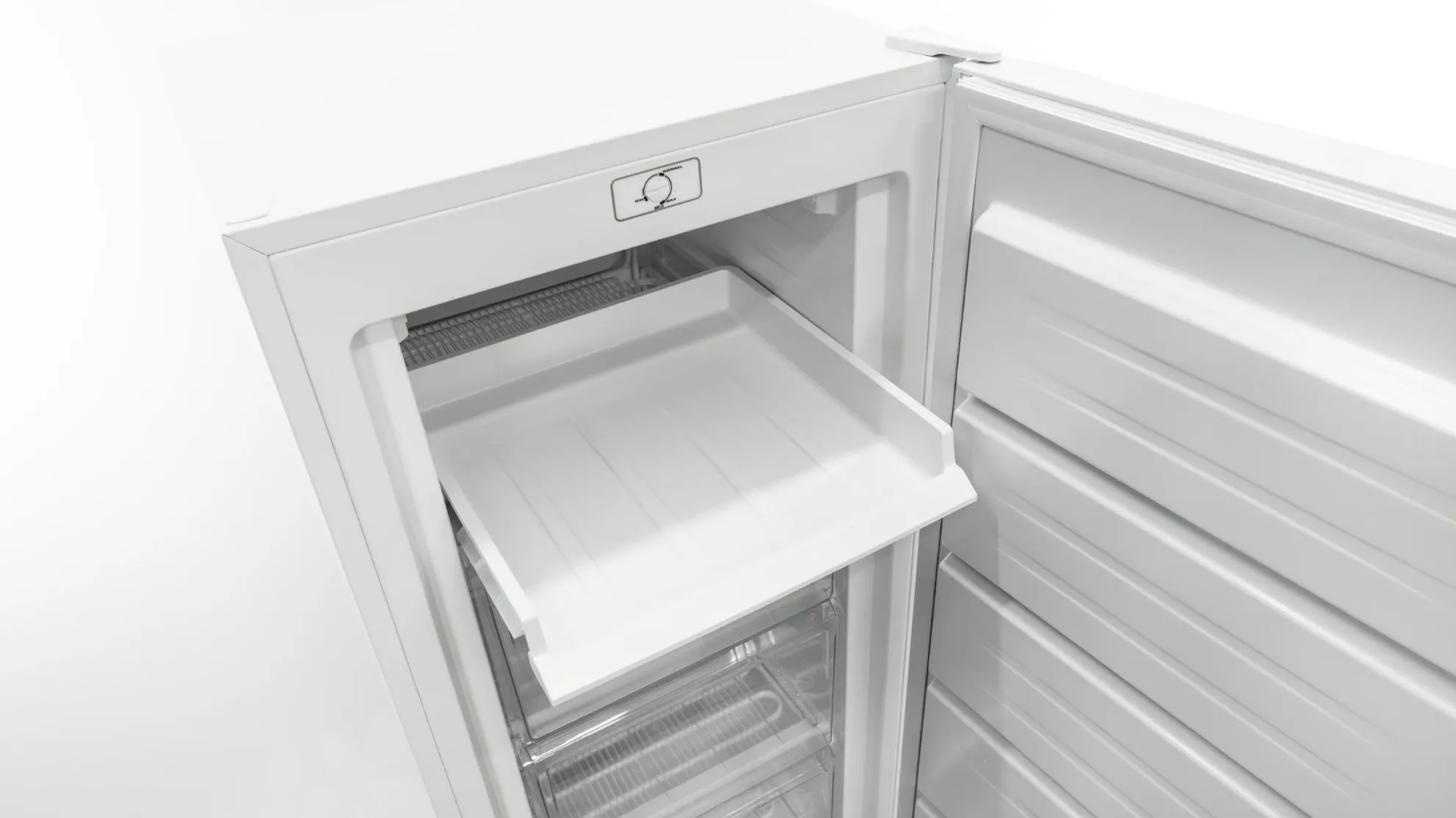 Image FREE-STANDING FREEZER RF168W