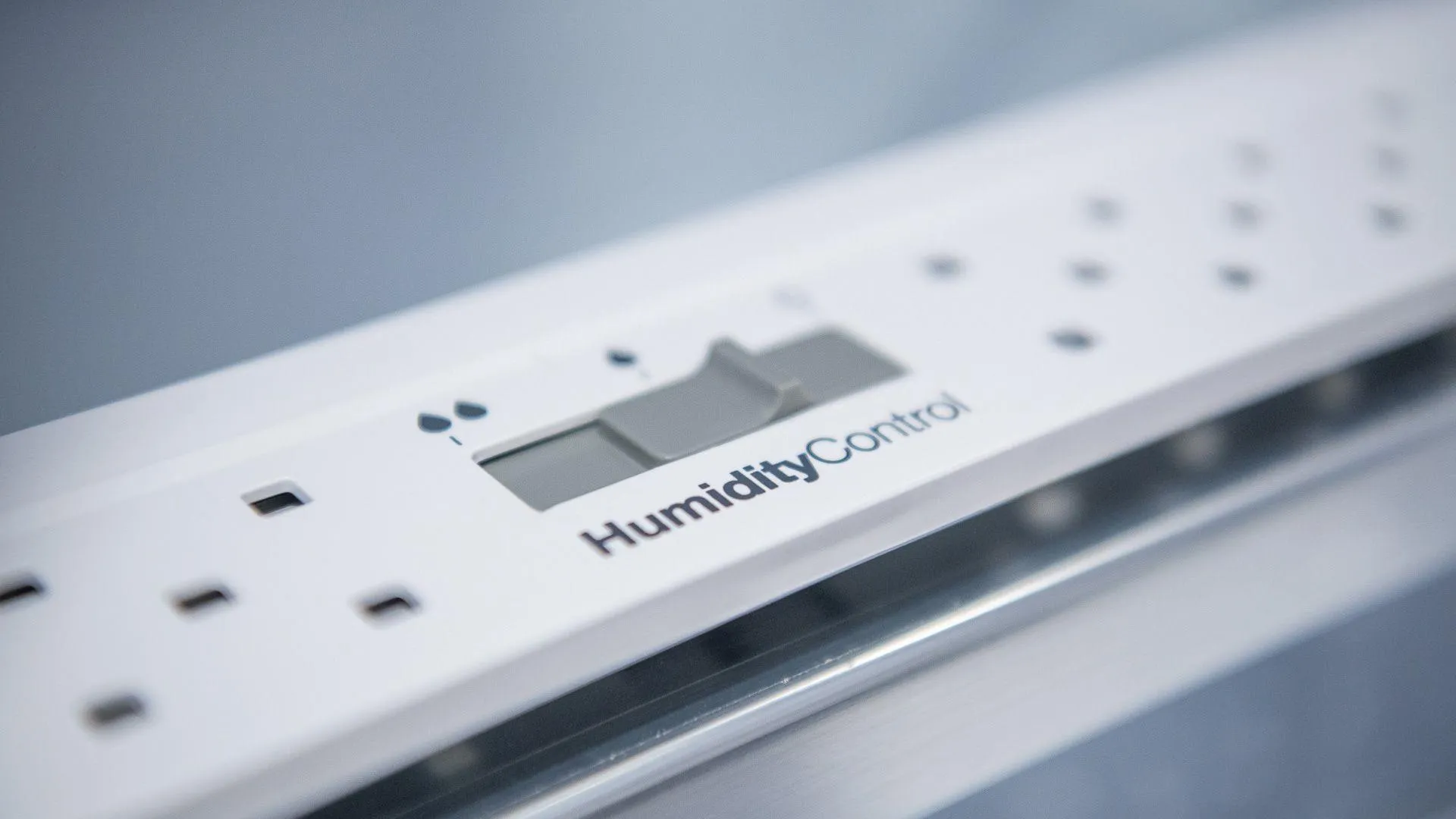 Image BUILT-IN REFRIGERATOR KC2252J