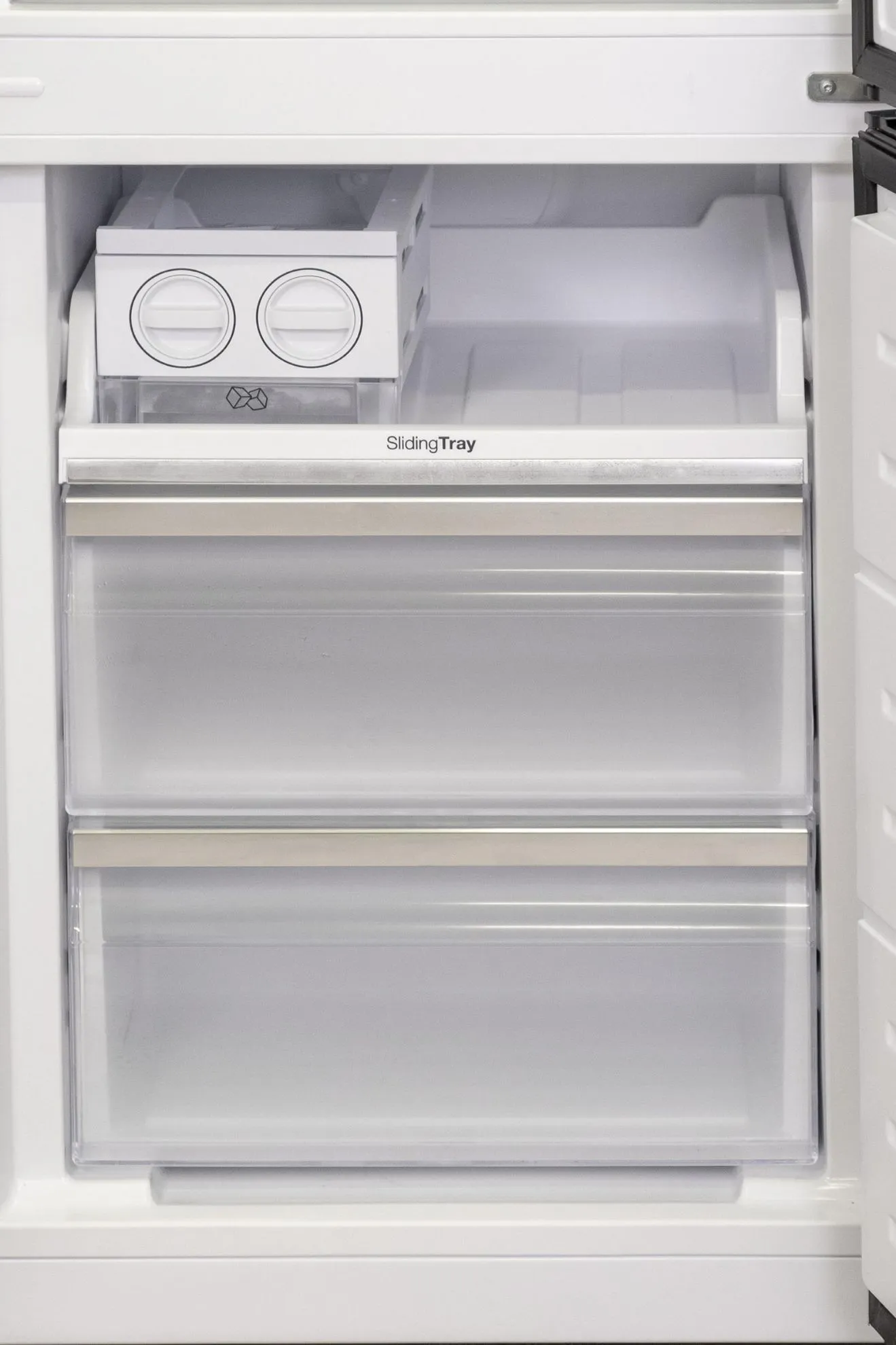 Image REFRIGERATOR DFC6020NA