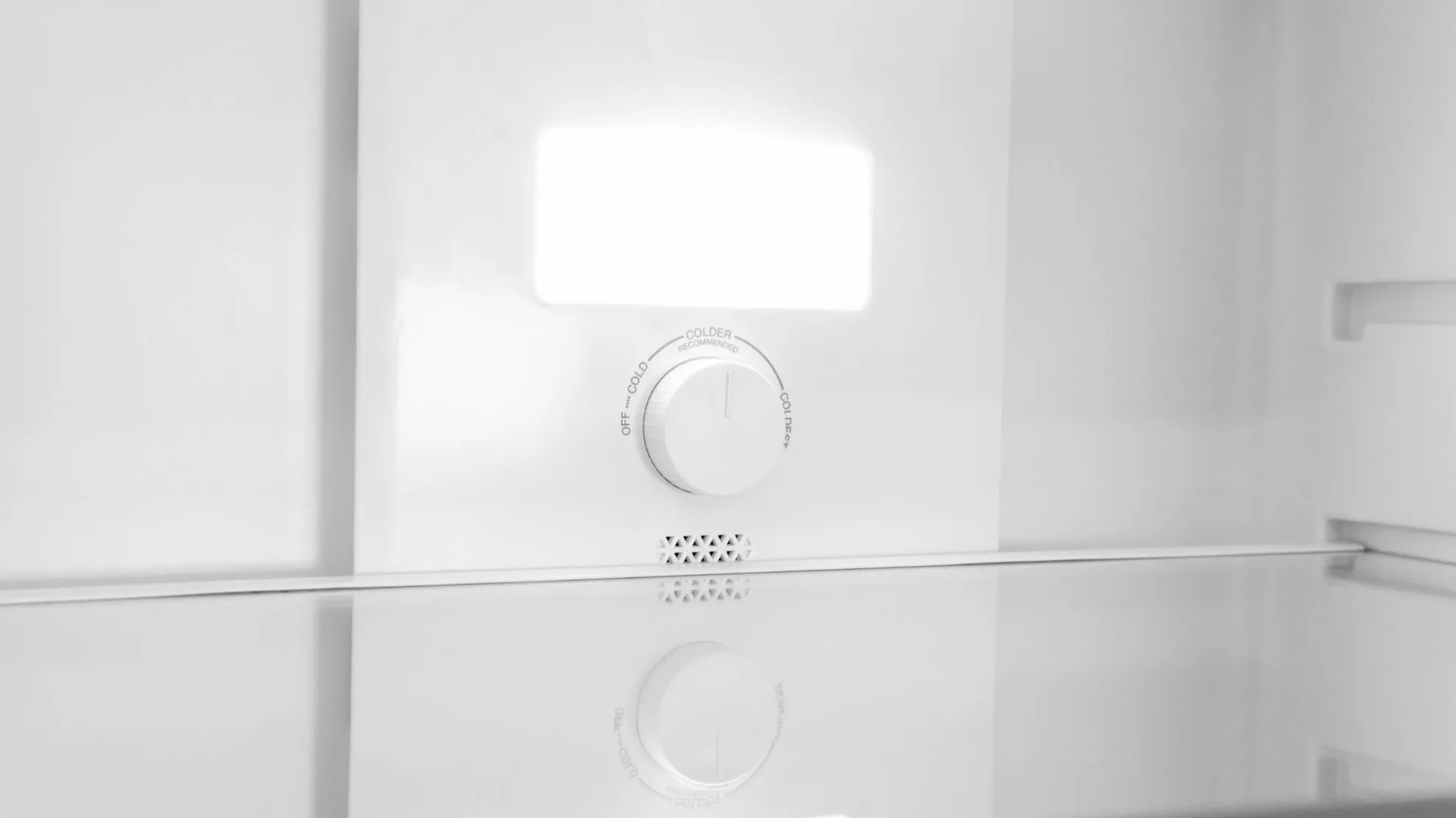 Image COMBINED REFRIGERATOR RCN2293WD