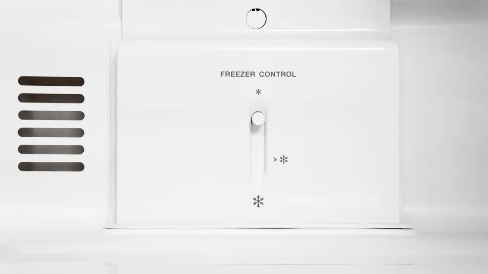 Image COMBINED REFRIGERATOR RCN2293WD