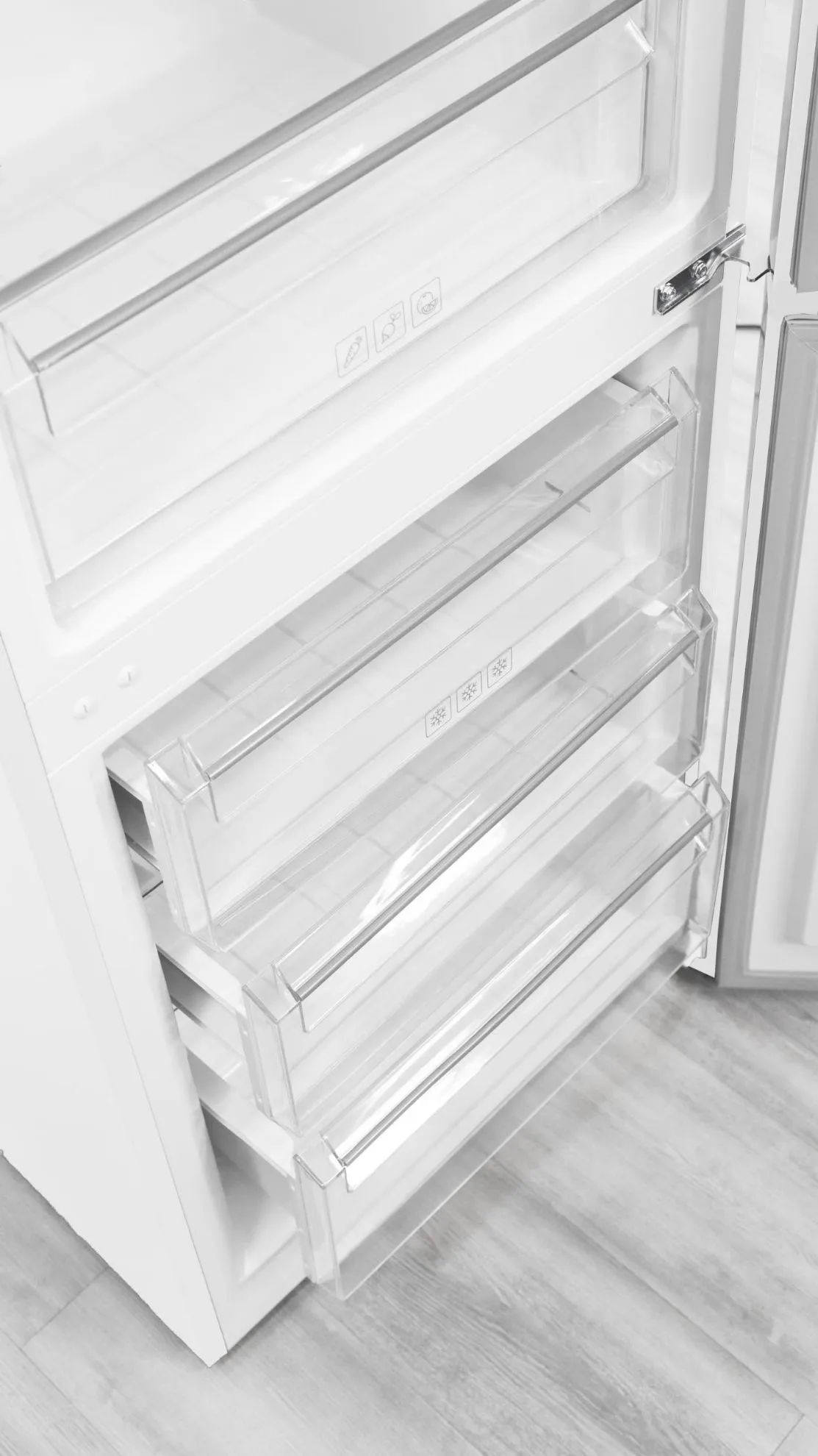 Image COMBINED REFRIGERATOR RCN2293WD