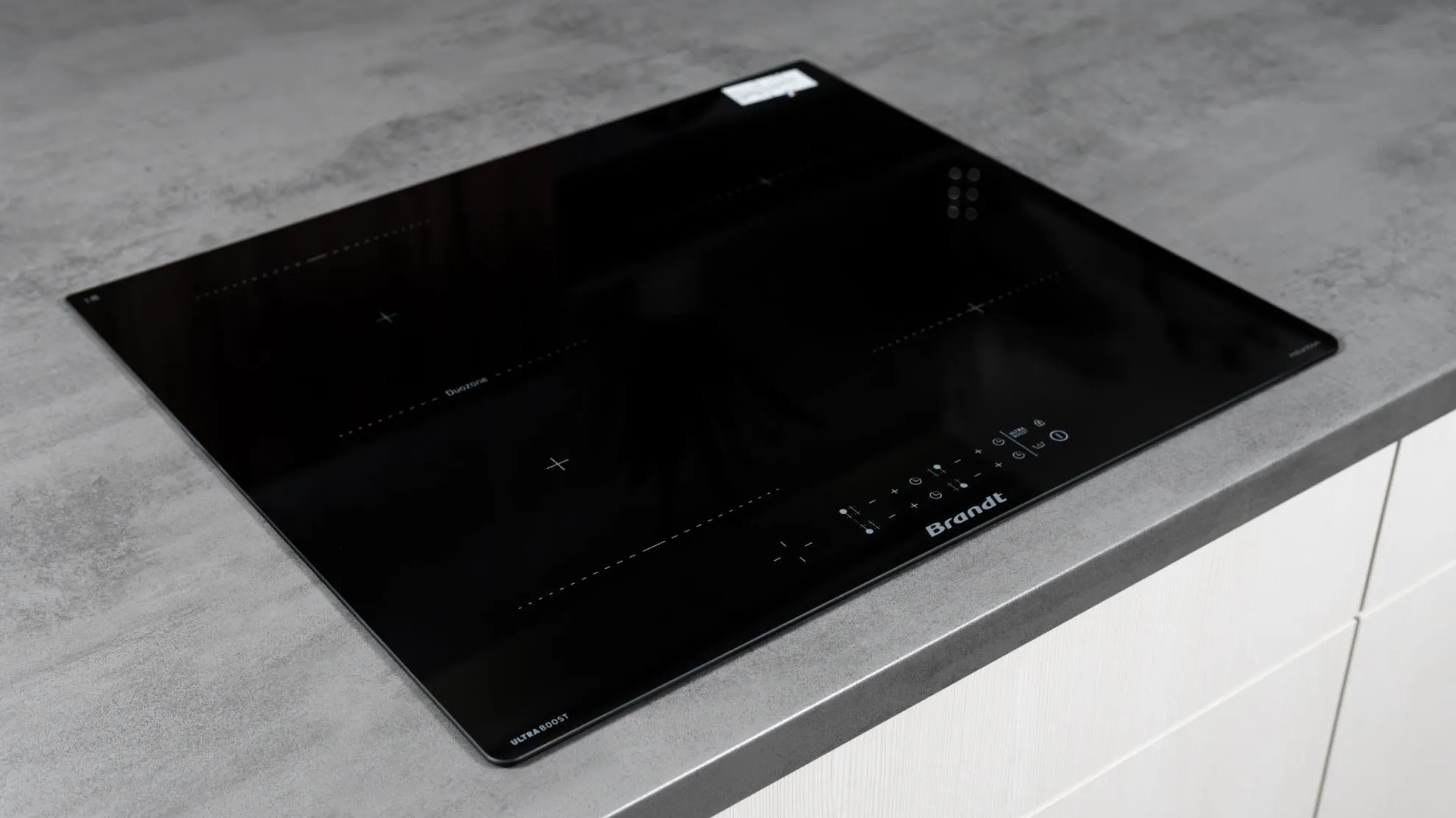 Image Induction hob BPI364DPB