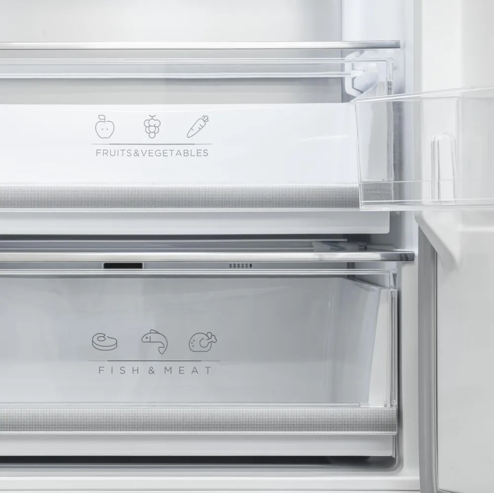 Image Bottom-freezer refrigerator BFC2069CW