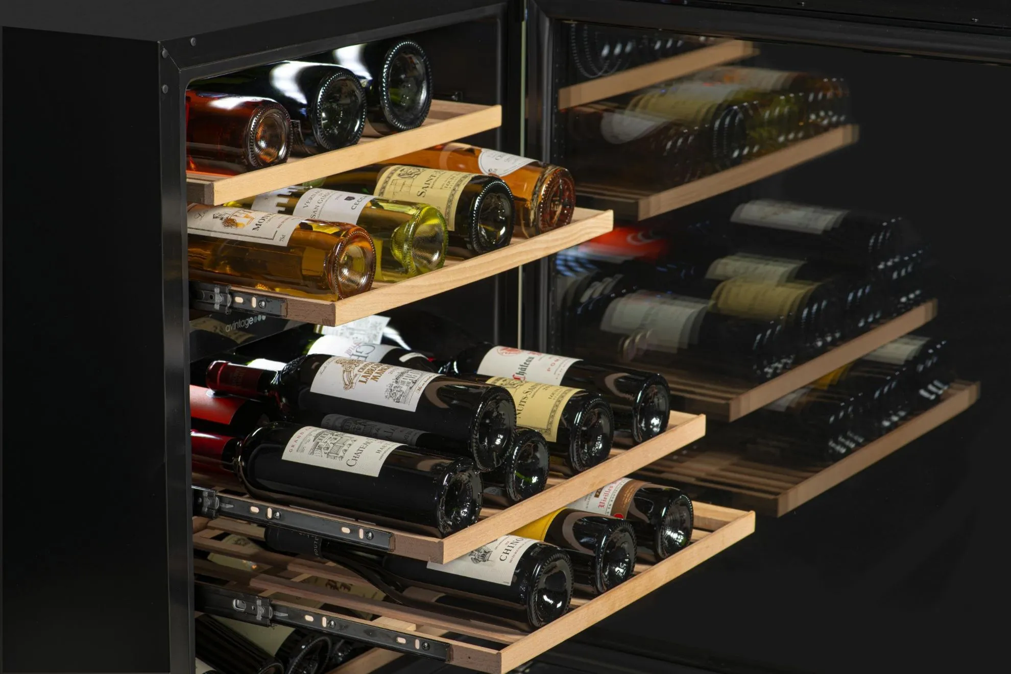 Image WINE CABINET AVU51D82