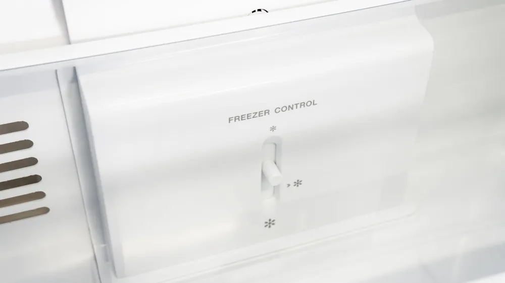 Image COMBINED REFRIGERATOR RCN2293XD