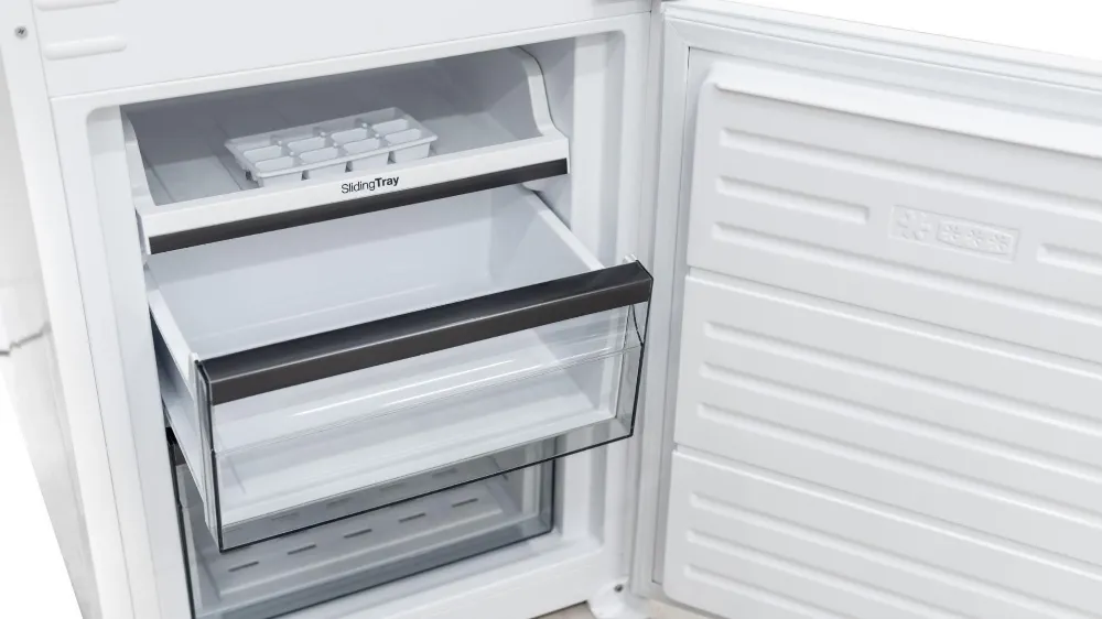 Image BUILT-IN FRIDGE-FREEZER KCN2233J