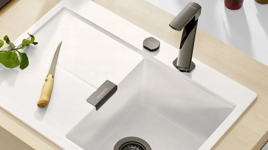 Kitchen sink faucets