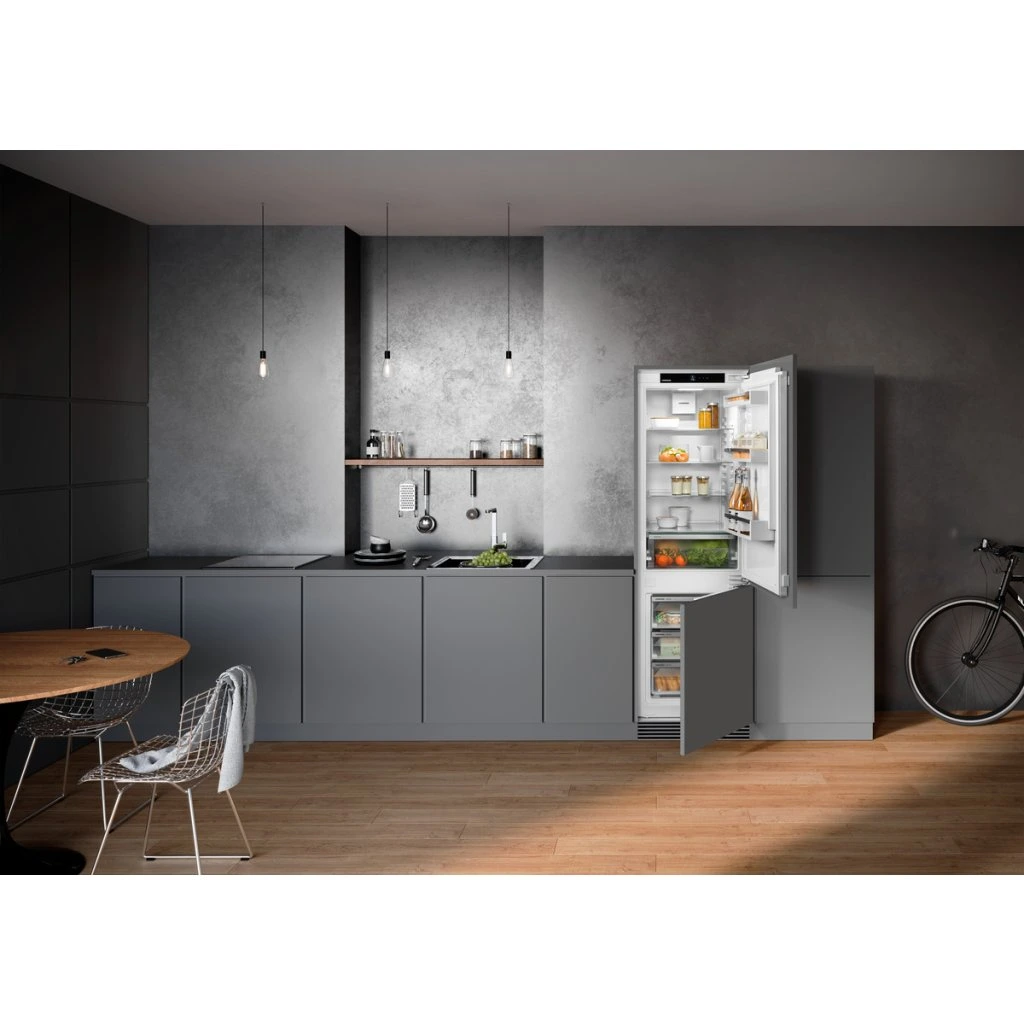 Image Built-in combined refrigerator ICNe 5103